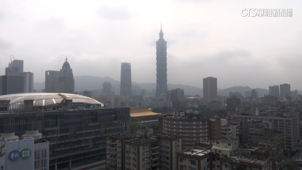 境外空污到！　金馬紅色警戒.全台西半部逾半亮橘燈