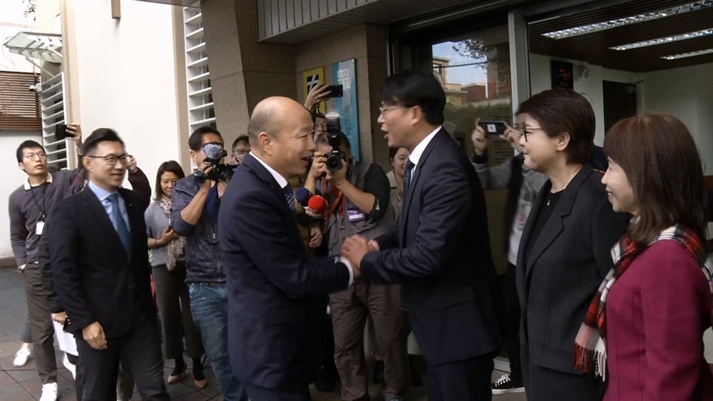 「韓江配」拜會民眾黨團！遭批私設刑堂 韓國瑜駁：良性又健康