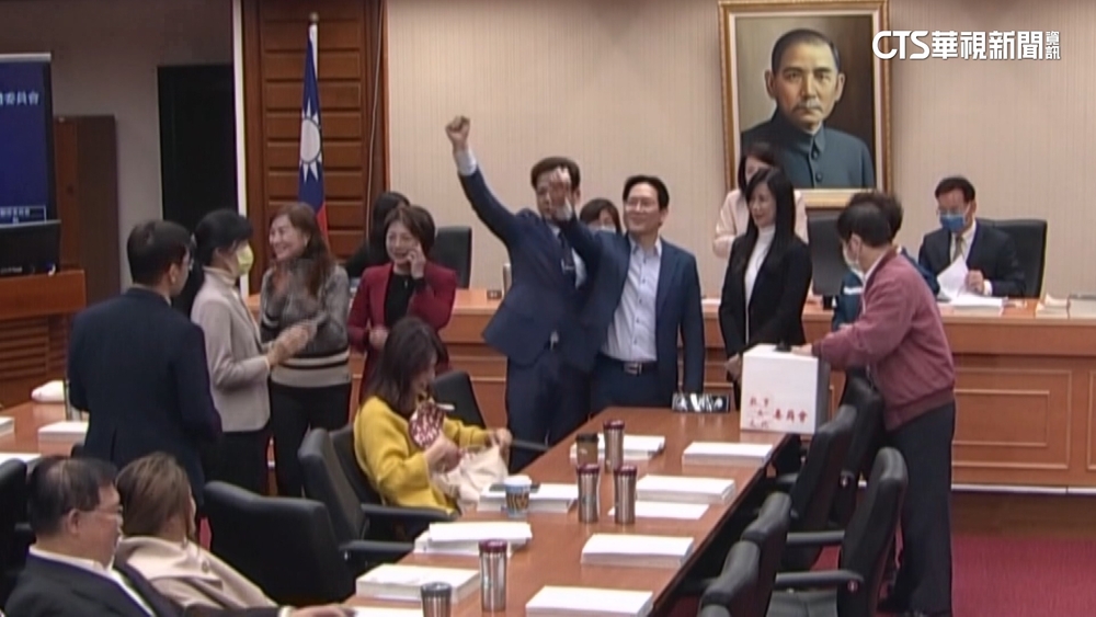 國防外交委員會換血！　徐巧芯喊話黨團「有效分配」
