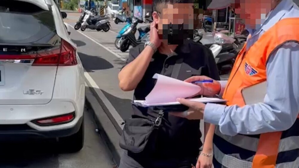 虧大了！　男開白牌車載客賺100元　竟慘付10萬元代價