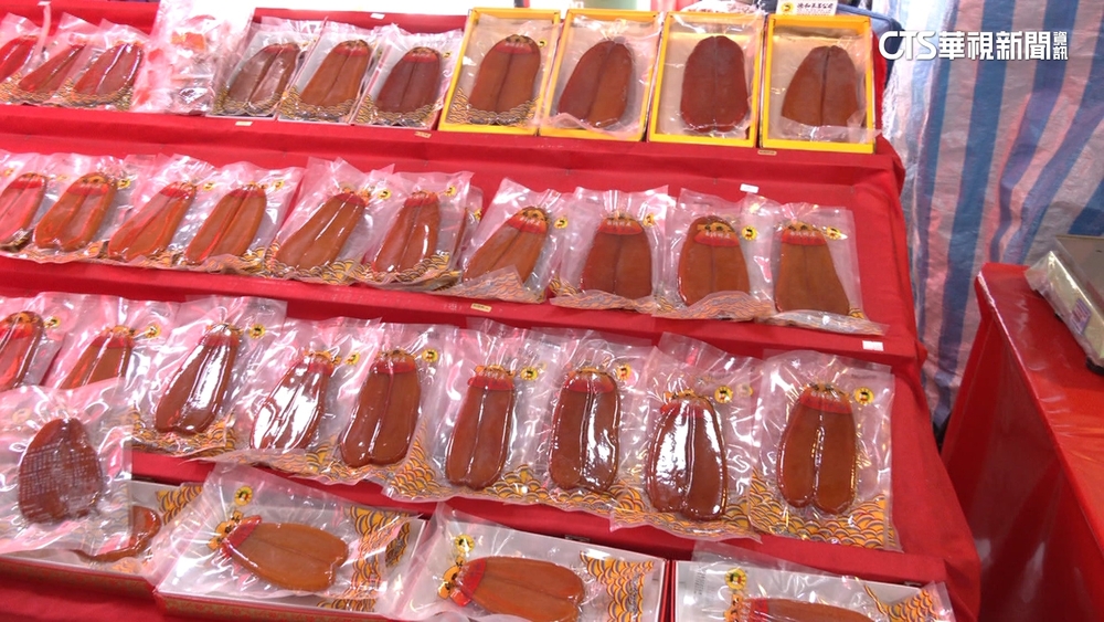 迪化街年貨買到過期烏魚子？　店家：效期鋼印蓋錯