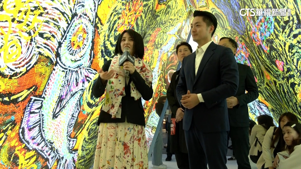 台北燈節「台日友好」　蔣萬安.小松美羽攜手點燈