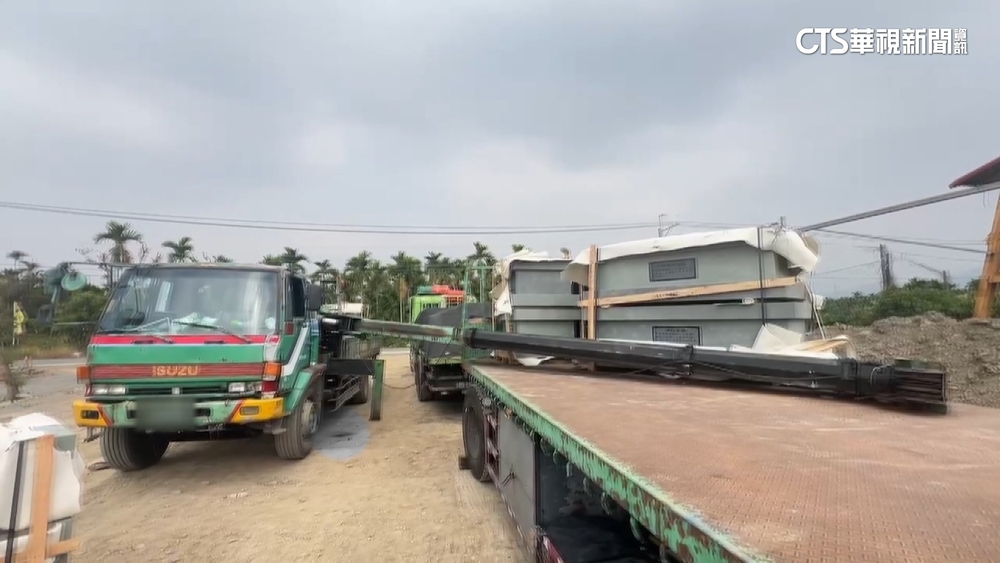 超過上限2.9噸！吊臂斷裂重砸　操作員殞命