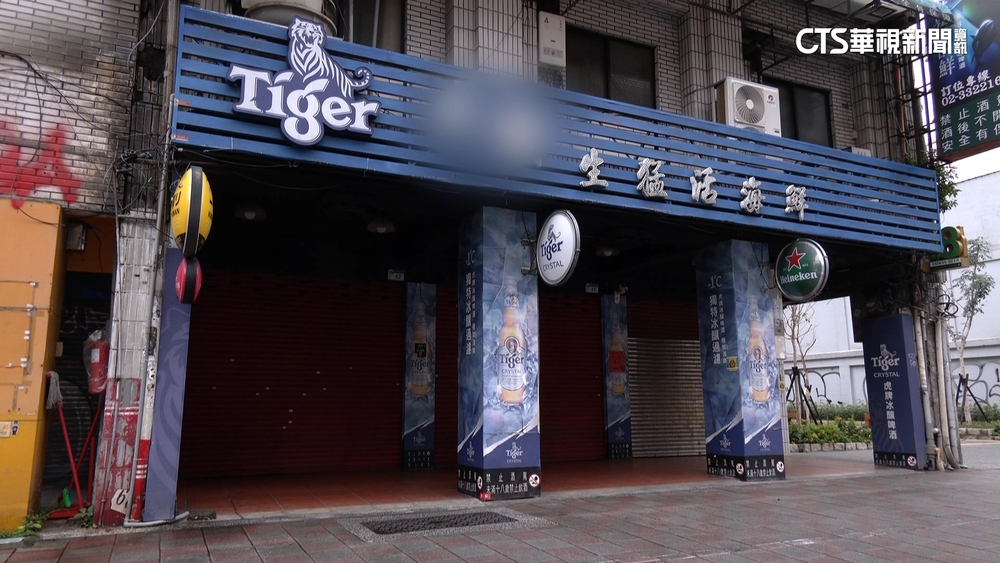 怨生魚片量太少爆全武行　醉男嗆：我認識所長