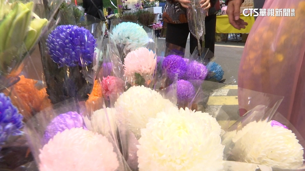 攤商最後清倉價！除夕最後營業日　花市湧現人潮