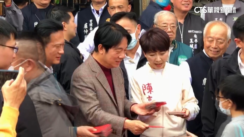 初一發紅包！　賴清德.蕭美琴高人氣場場爆滿