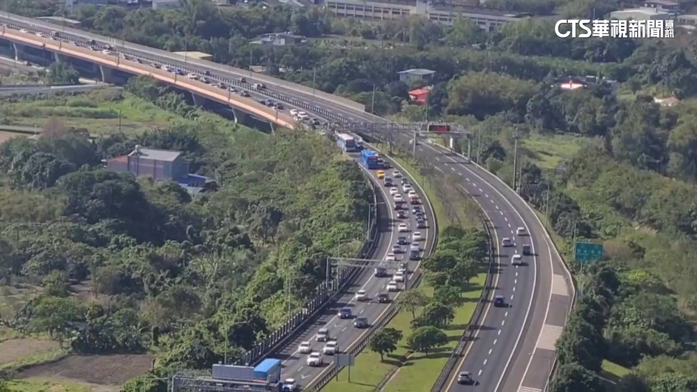 初五開工日現返鄉潮　國五車潮估將持續到晚上