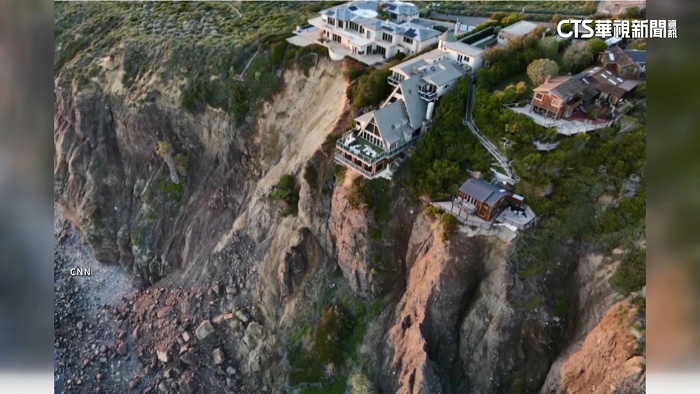 極端氣候襲阿拉伯聯合大公國　大雨挾冰雹落下