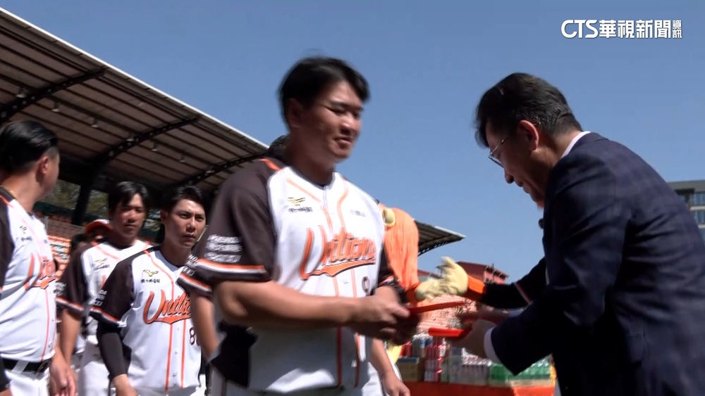 球員生涯最後一次團拜？　統一獅潘威倫：今年拚破150勝