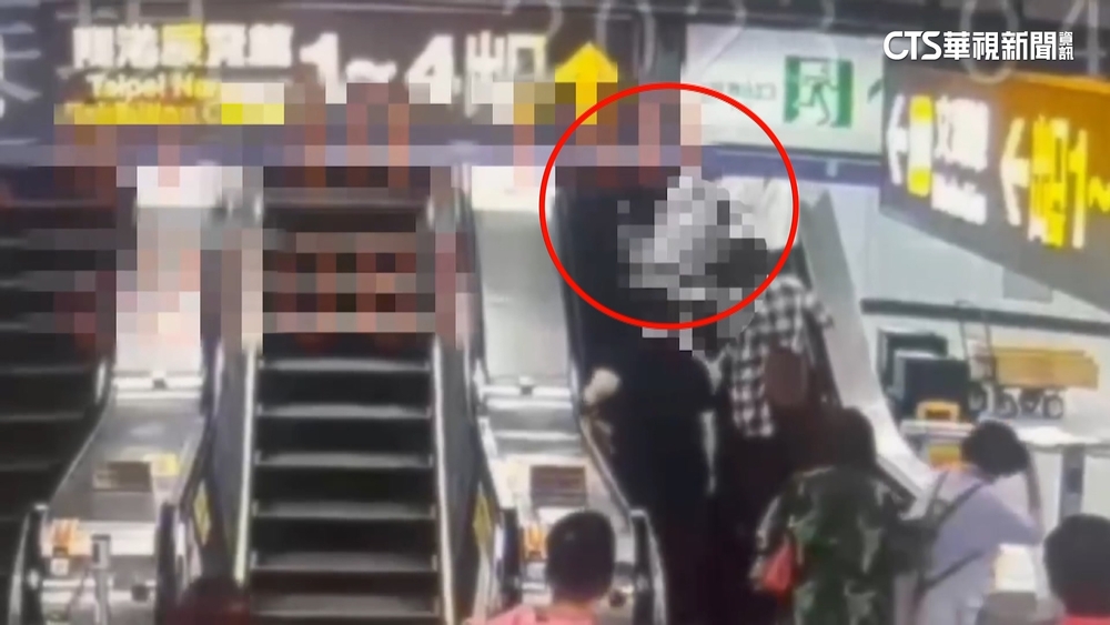 北捷搭手扶梯摔倒撞2女　7旬婦「過失傷害」判拘役