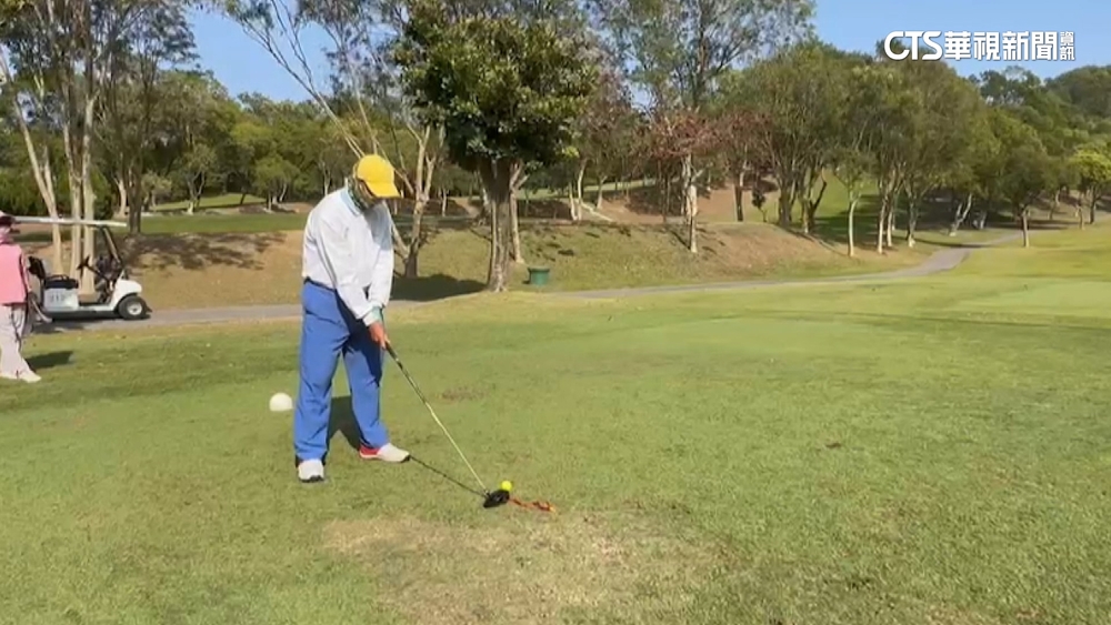 高爾夫球飛砸害左眼瞎　「離事發地遠」擊球者免賠