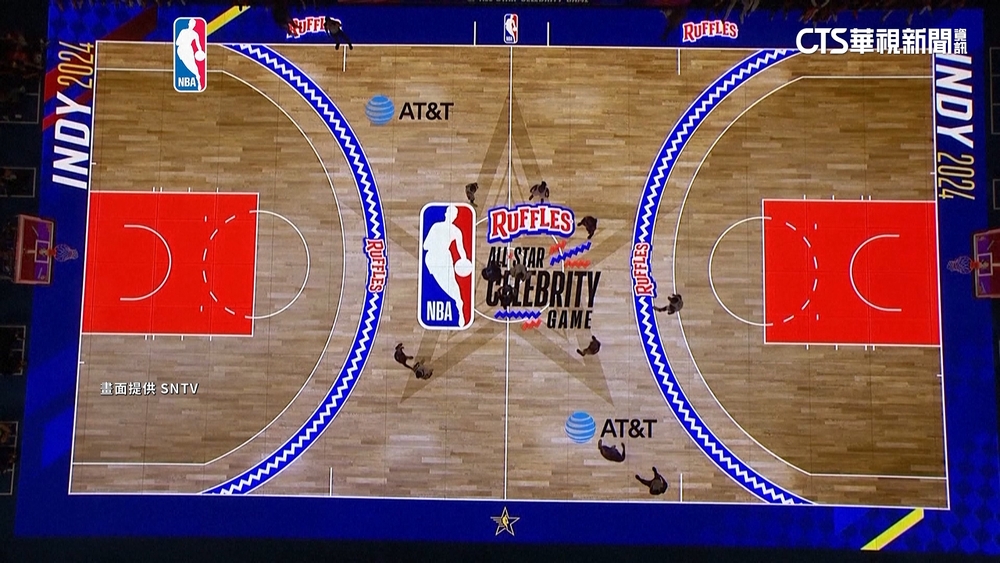 不輸NBA巨星！　　NFL球星.奧運金牌名人賽灌不停