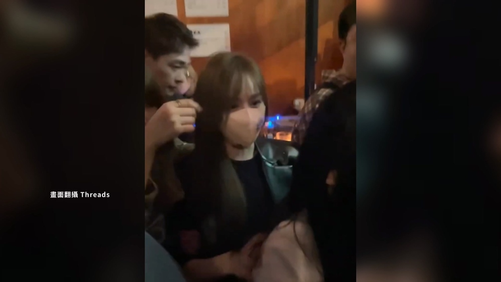 王心凌現身信義區酒吧　全場嗨唱「愛你」擠翻