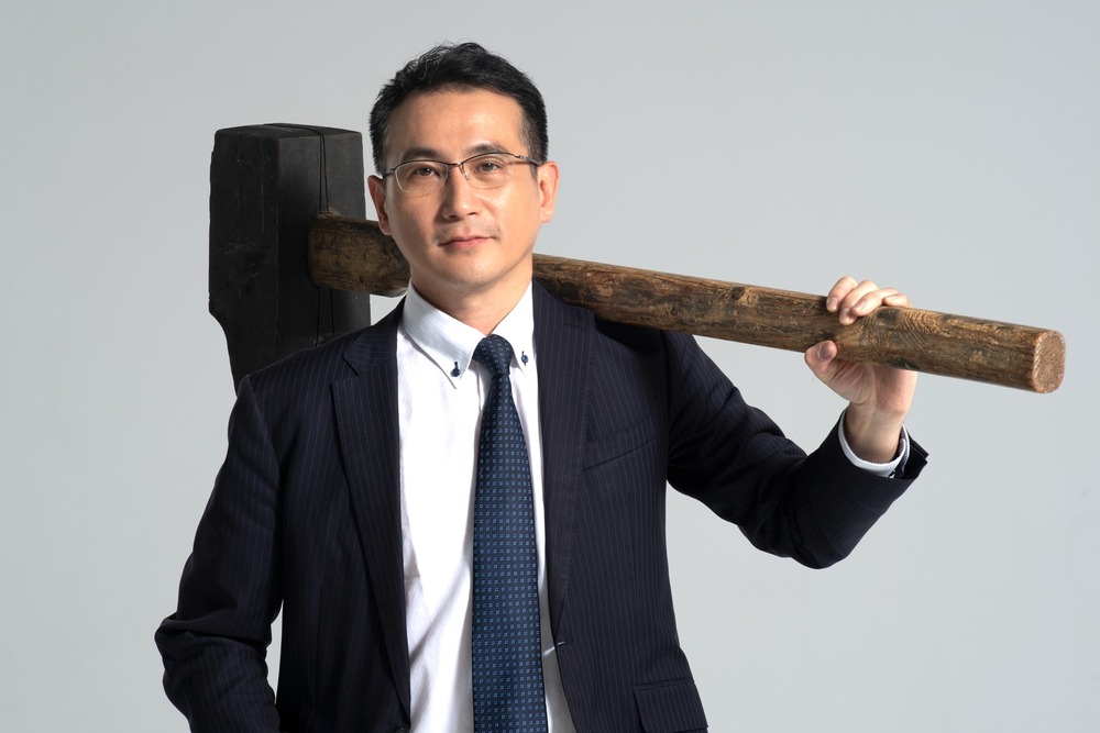 徐千晴酸「徵才頁面猶如詐騙集團」　二審改判賠鄭運鵬15萬