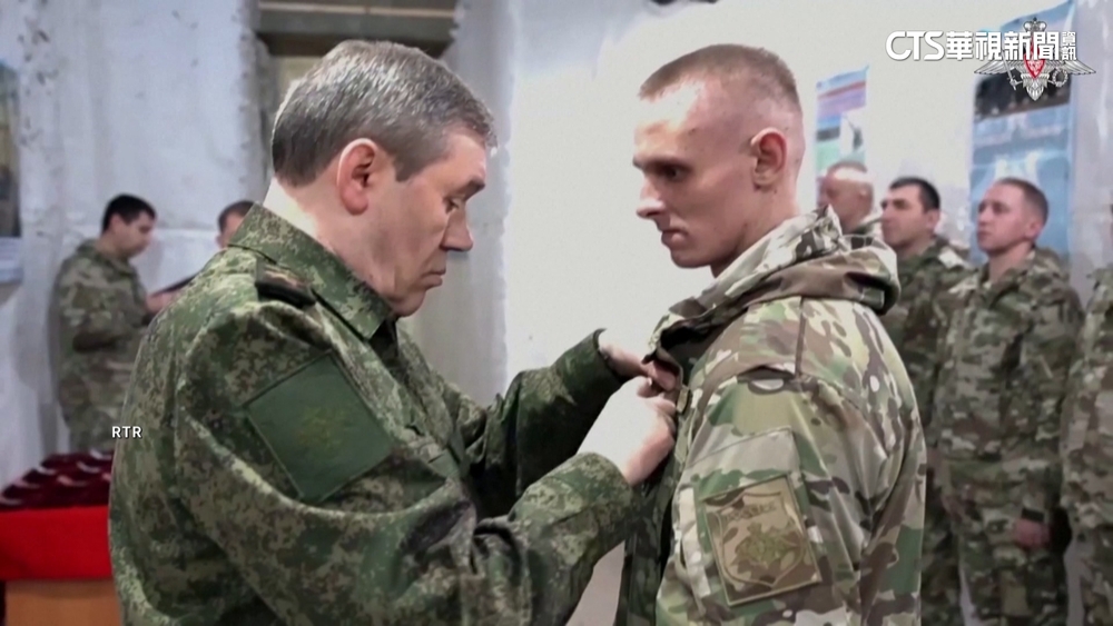 傳遭烏軍炸死消失近2月　俄參謀總長現身闢謠