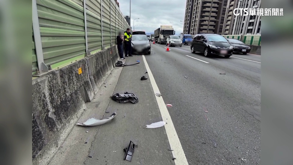 台65線駕駛下車換輪胎遭撞飛　命危搶救中