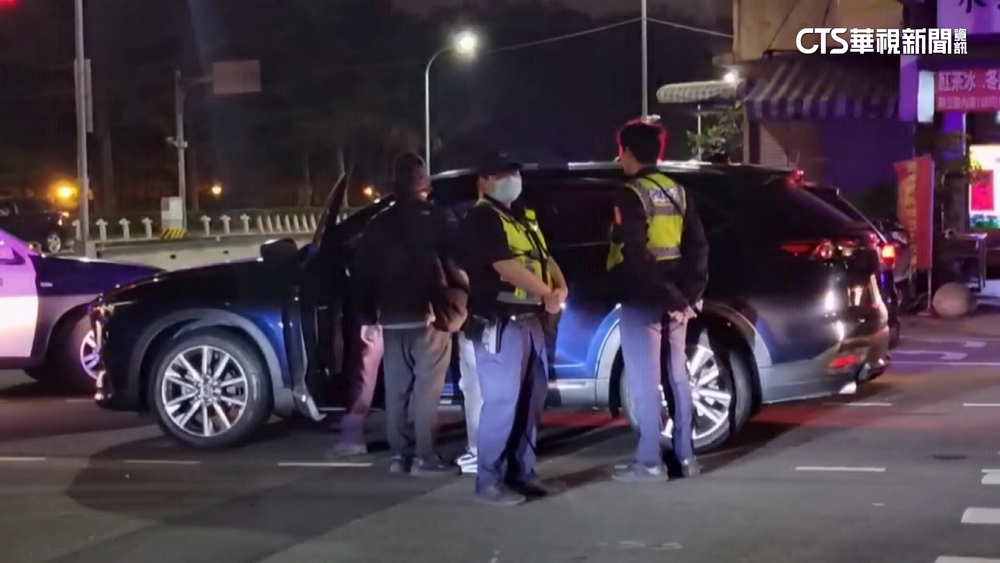 疑財務糾紛　住家樓下強擄2男1女　警火速圍捕逮6人