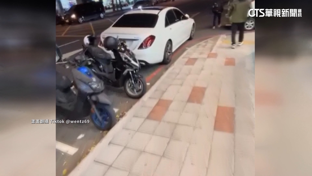 台中違停阻「行」　美國人嘆警沒處理　警：加強取締