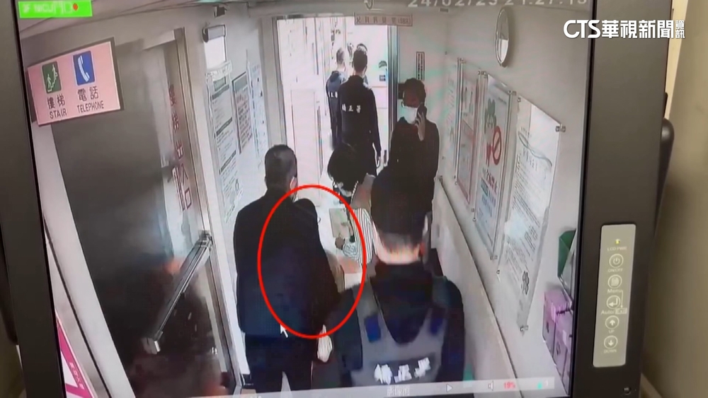 與死神拔河！　3姊弟遭撞飛　中監最速件准服刑父探視