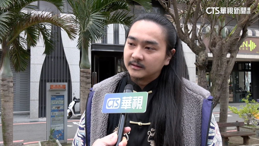 「幻術師大仙」遭2男翻道具嘲笑　扶輪社長：將北上道歉