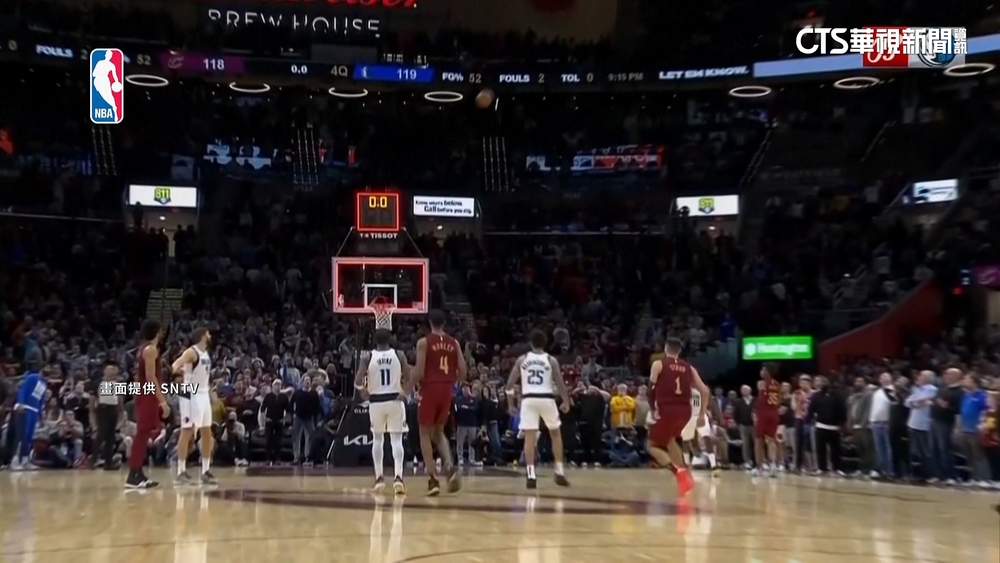 絕殺你的絕殺! 騎士Strus「超大號」3分成英雄