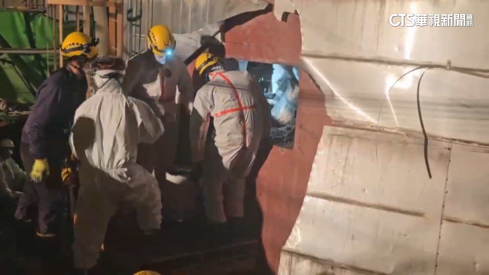 承租李長榮化工油槽　外包工人受困12小時「水刀開挖救命」