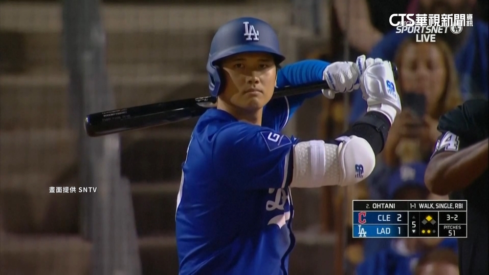 大谷閃婚後首出賽　敲右外野安打先馳得點