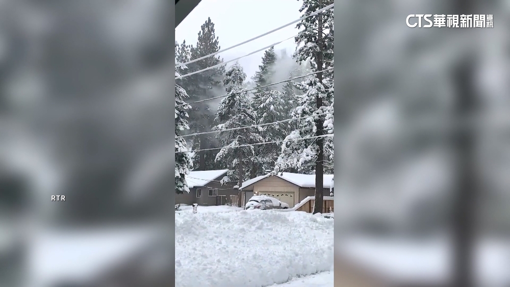 暴風雪強襲美國加州！　內華達山積雪達3.6公尺