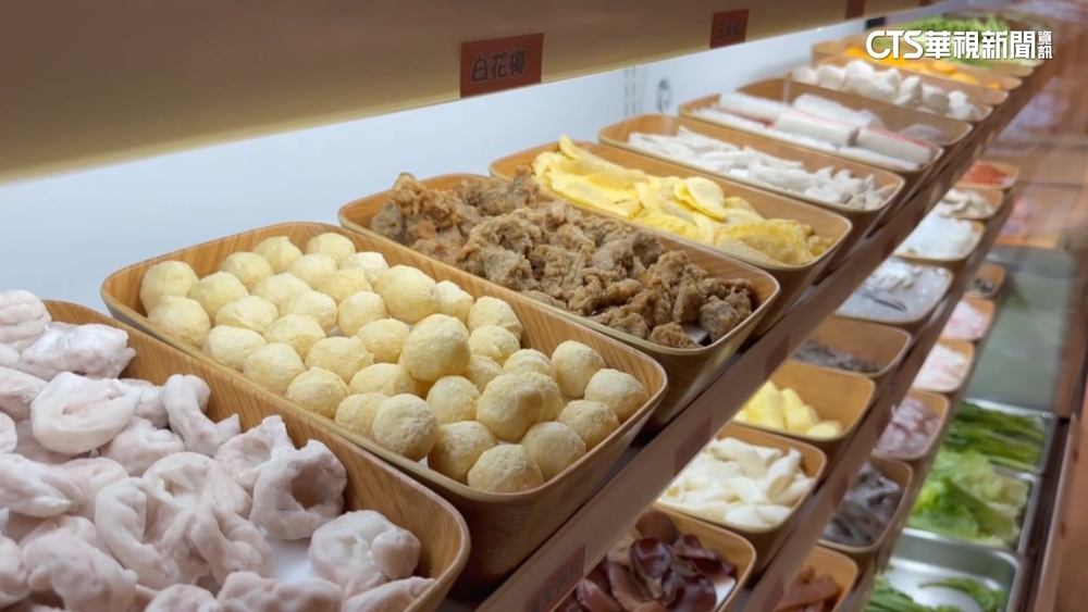 趁店員不注意...　火鍋吃到飽「偷打包」　店家報案