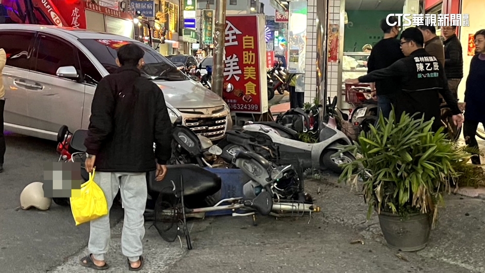 雲林虎尾死亡車禍　駕駛恍神暴衝釀1死2傷