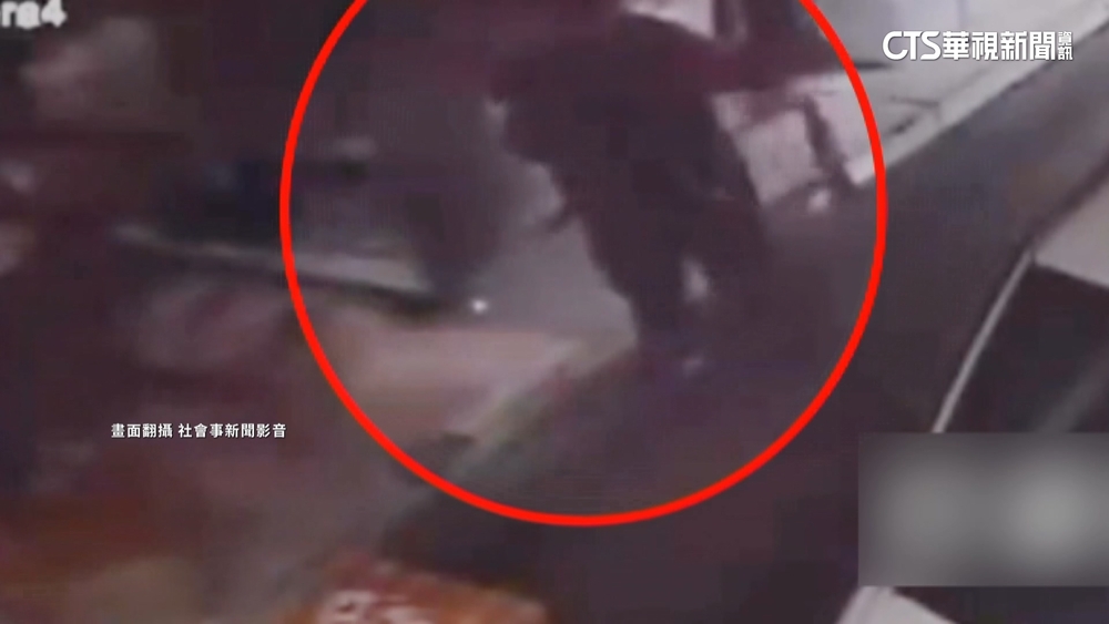 送貨爆口角！司機推倒民眾物品　物流業者致歉