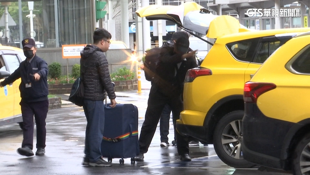 機場接送被控放鴿子　司機澄清：因前一班機延誤