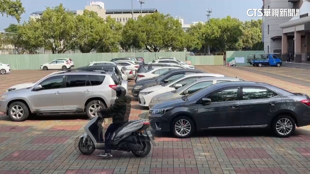 省停車費改停投縣體育場！　市公所：車格將要收費