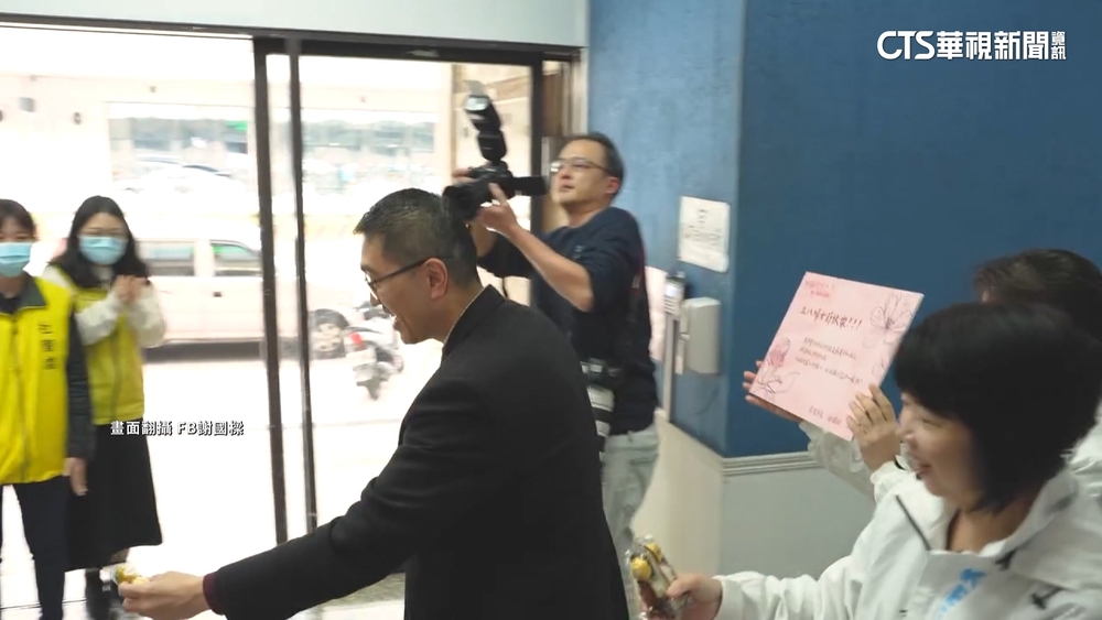 東岸廣場案燒出「拆樑行動」　罷免謝國樑簽署站成立