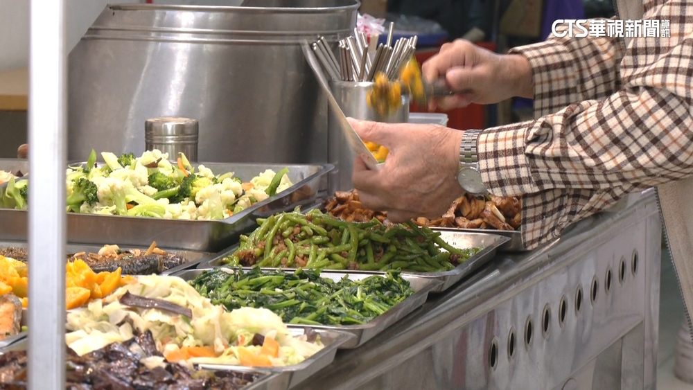 自助餐三菜一肉195元被嫌貴　店家：真材實料