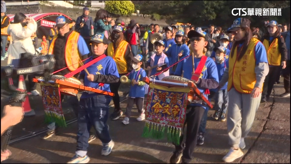 求水情穩定　44尊神明遊水庫遶境場面壯觀