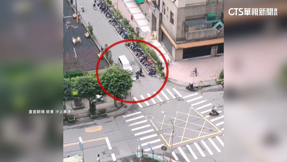 載父掛急診遭勸移車　男失控「飆車炸街」險撞人