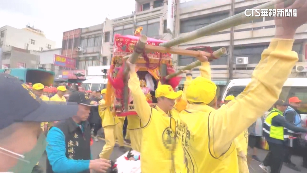 苑裡市場5年前受祝融之災　白沙媽進香賜福