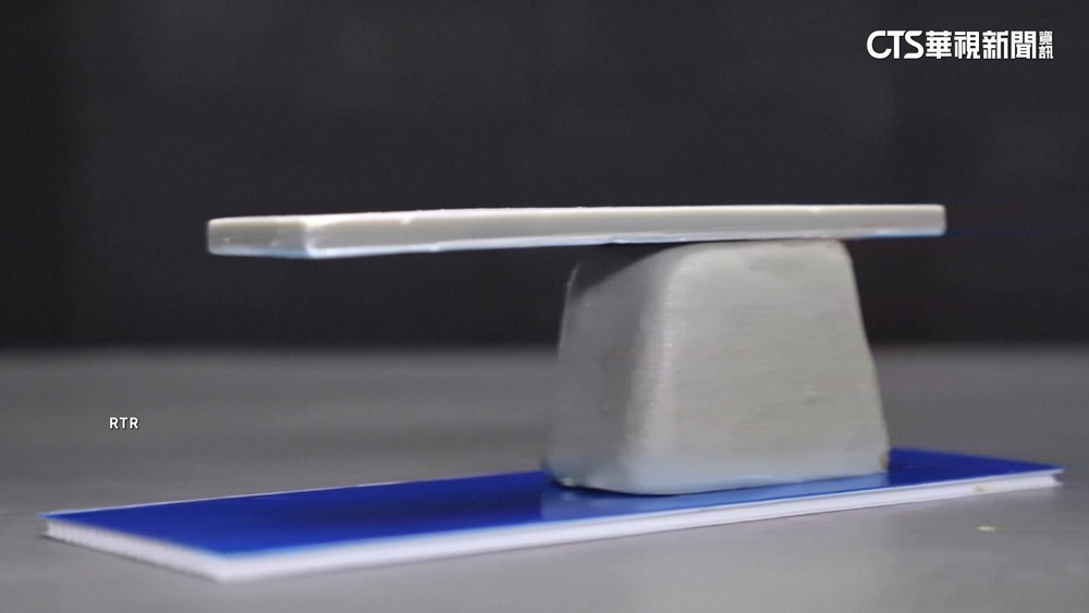 搶搭奧運熱潮　法國甜點師推「跳水台」蛋糕