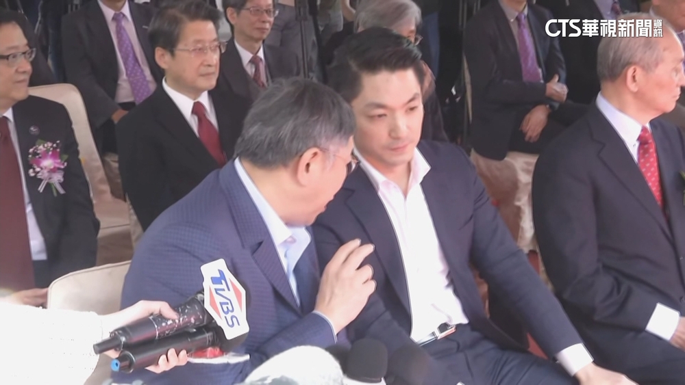 冤家路窄！柯文哲.蔣萬安同台　互槓「監視器預算」