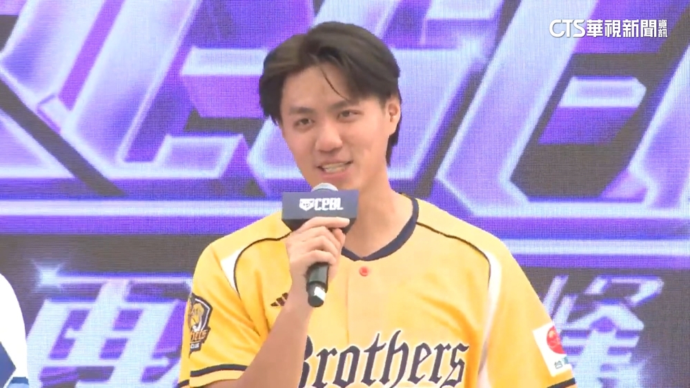 中職歌王是你？中信兄弟鄭浩均飆高音　逗樂球迷
