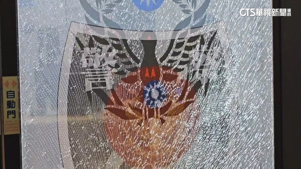 桃園爆警匪槍戰！警中彈負傷反擊12槍　歹徒落網