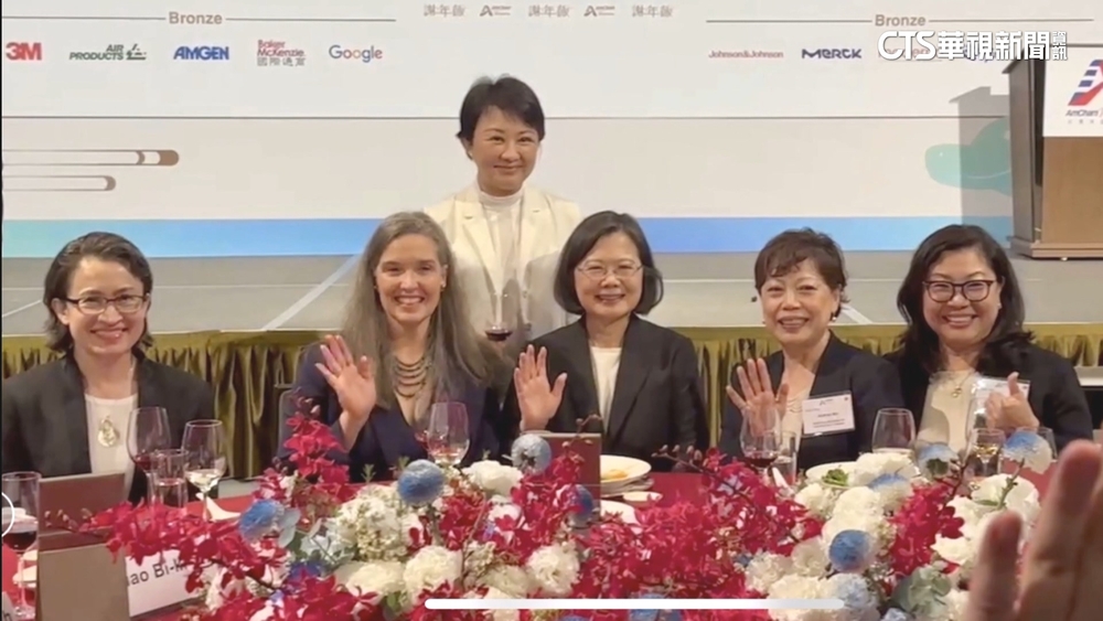 台政壇最強「女力」　蔡英文.蕭美琴.盧秀燕.孫曉雅同框