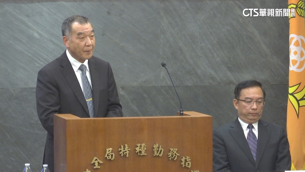 曾鬆口「不忍愛兒上戰場」　邱國正父子情深