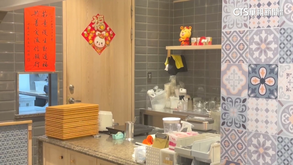 問題粿條被丟掉？　吃光？　警追監視畫面還原！