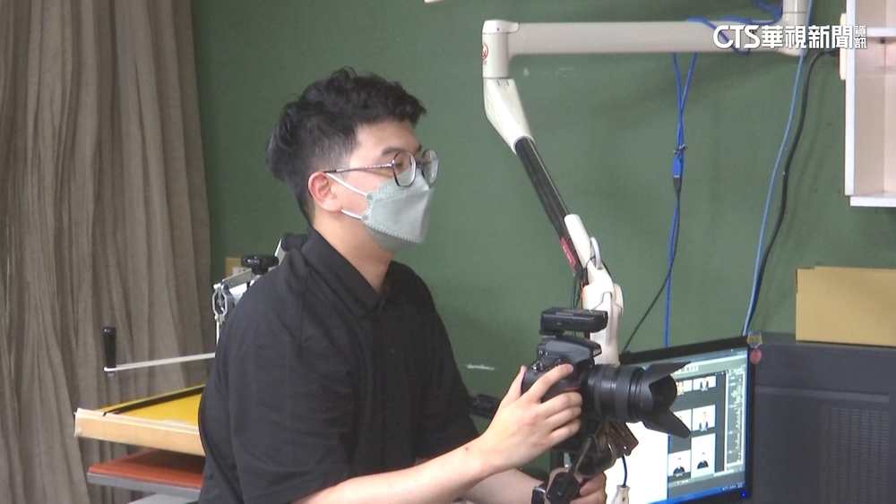 天王星住戶領物艱困　相館暖心免費拍照助重拾身分