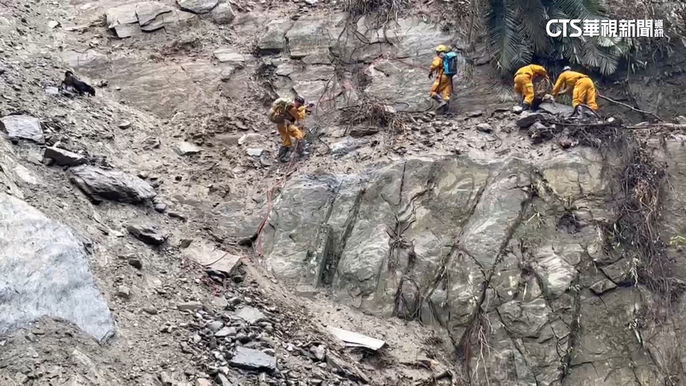 特搜隊3路深入砂卡礑！　居民稱：大水管有臭味