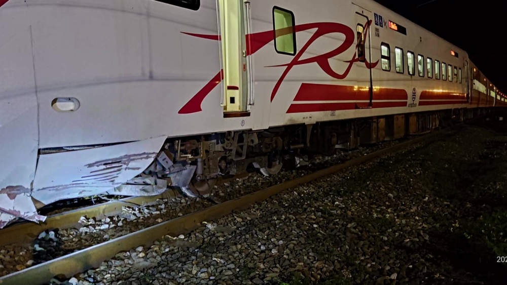 普悠瑪出軌路段今早6時搶通！ 延誤2小時可退票