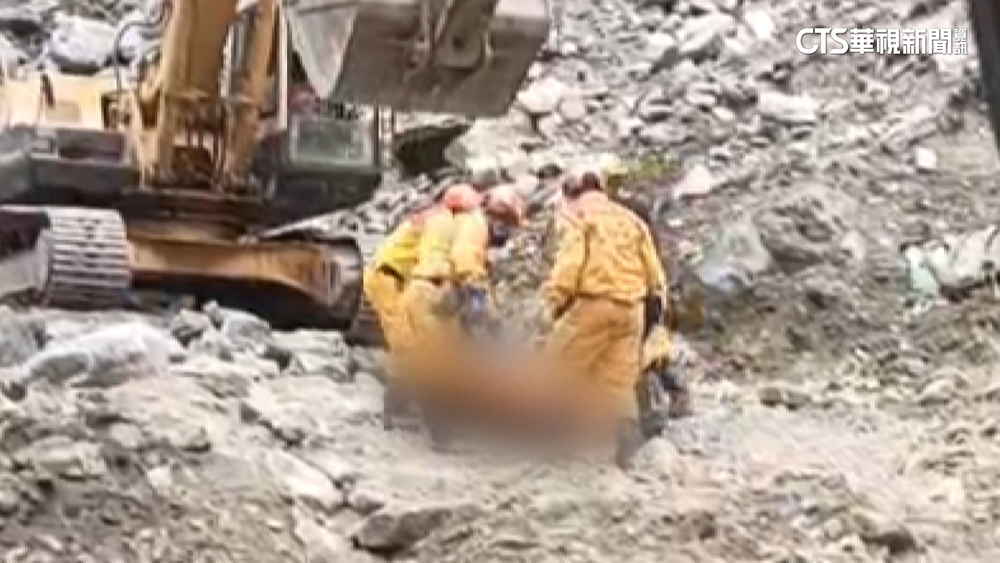 游家5口回家了！　砂卡礑尋獲5遺體　「母抱子」不捨