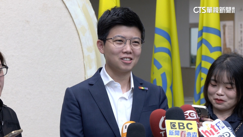 苗博雅秀逐字.解釋法條　統神「被感化」致歉：我無知